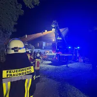 B2-Kamin.JPG